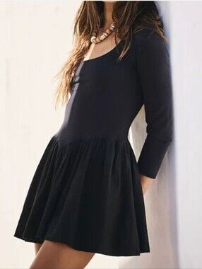 Free-est Onda Drop-Waist Mini Dress   Size Medium